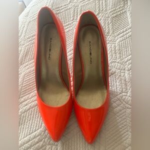 Bandolino Orange Patent Pumps-9.5-Excellent!